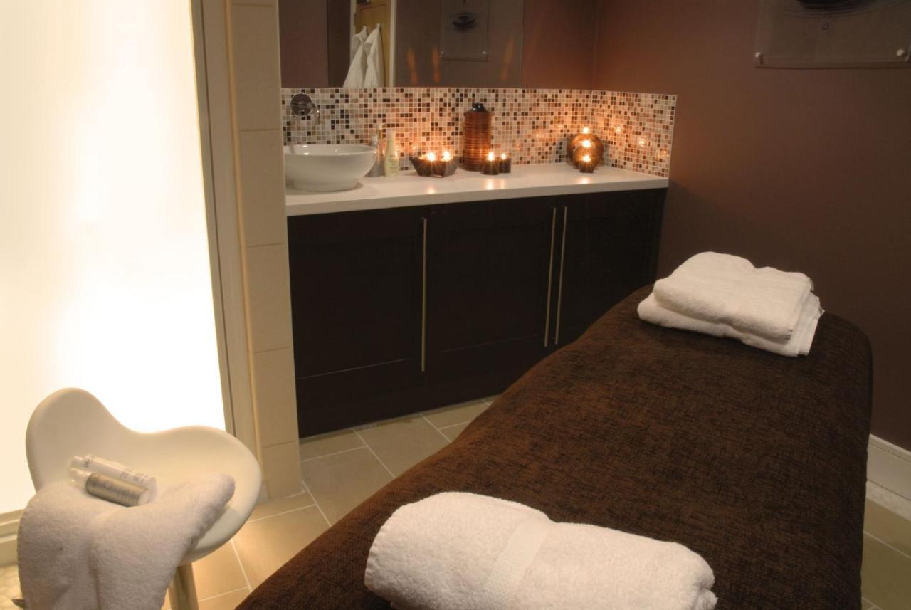 St Columb Major Skylark Sleeps 8 Private Hot Tub & Dogs Welcome Nr Padstow, Resort Pool Bar & Watersports מראה חיצוני תמונה